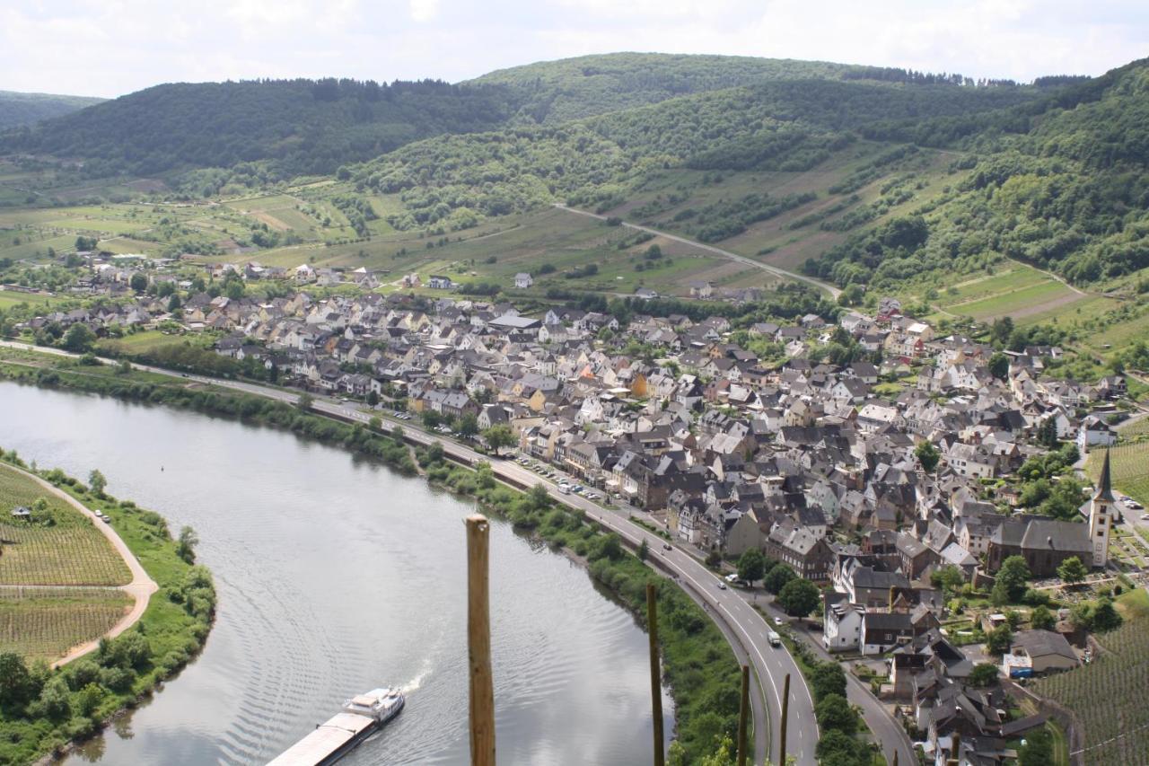 Komfort Ferienwohnung Fewo 74-3 Bremm Bagian luar foto